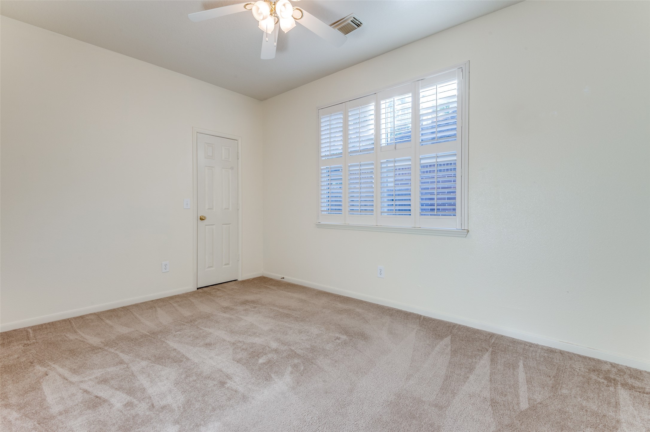 127 South Winterport Circle Spring, TX 77382 - Photo 19 of 25