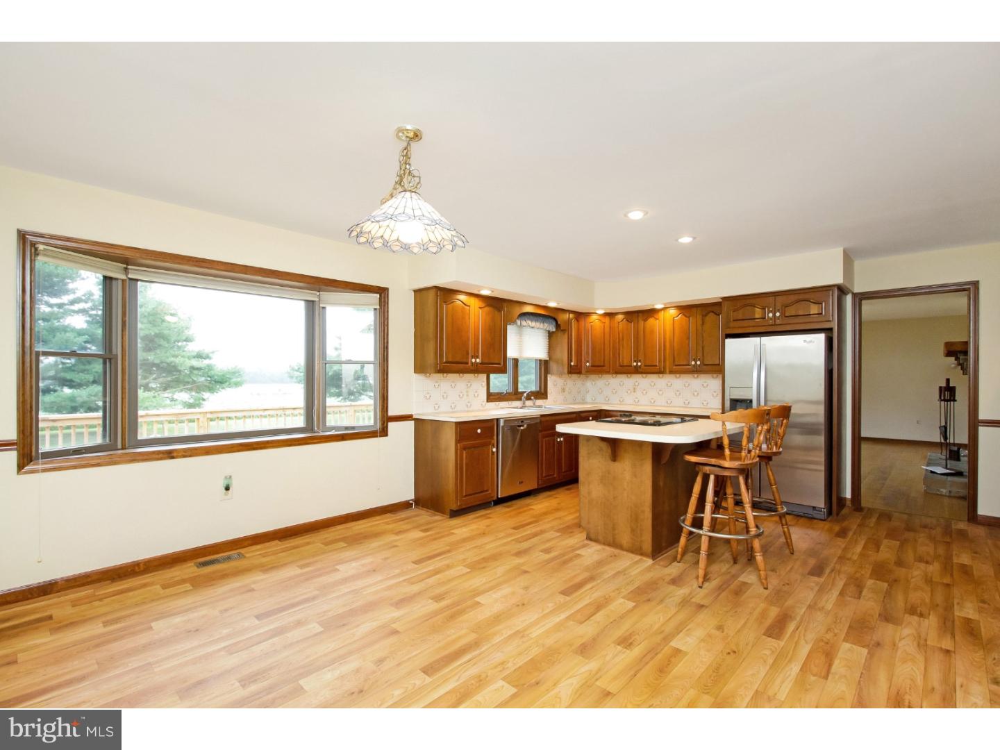 26872 Mt Pleasant Road Columbus, NJ 08022 - Photo 3 of 24 Kitchen