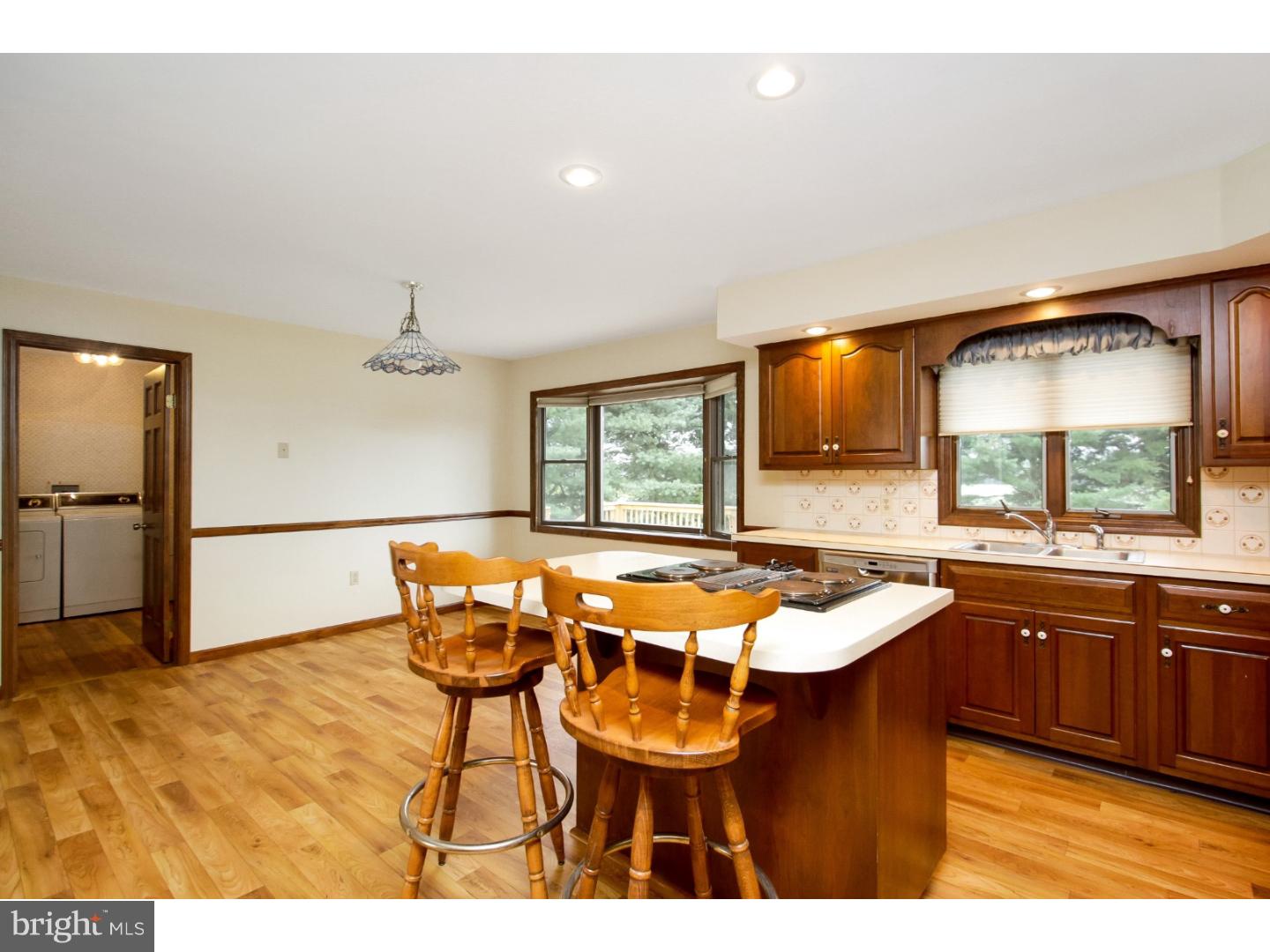 26872 Mt Pleasant Road Columbus, NJ 08022 - Photo 4 of 24 Kitchen