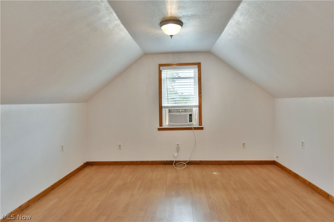 1071 Niles Vienna Road Vienna, OH 44473 - Photo 25 of 35 Gallery Image 25