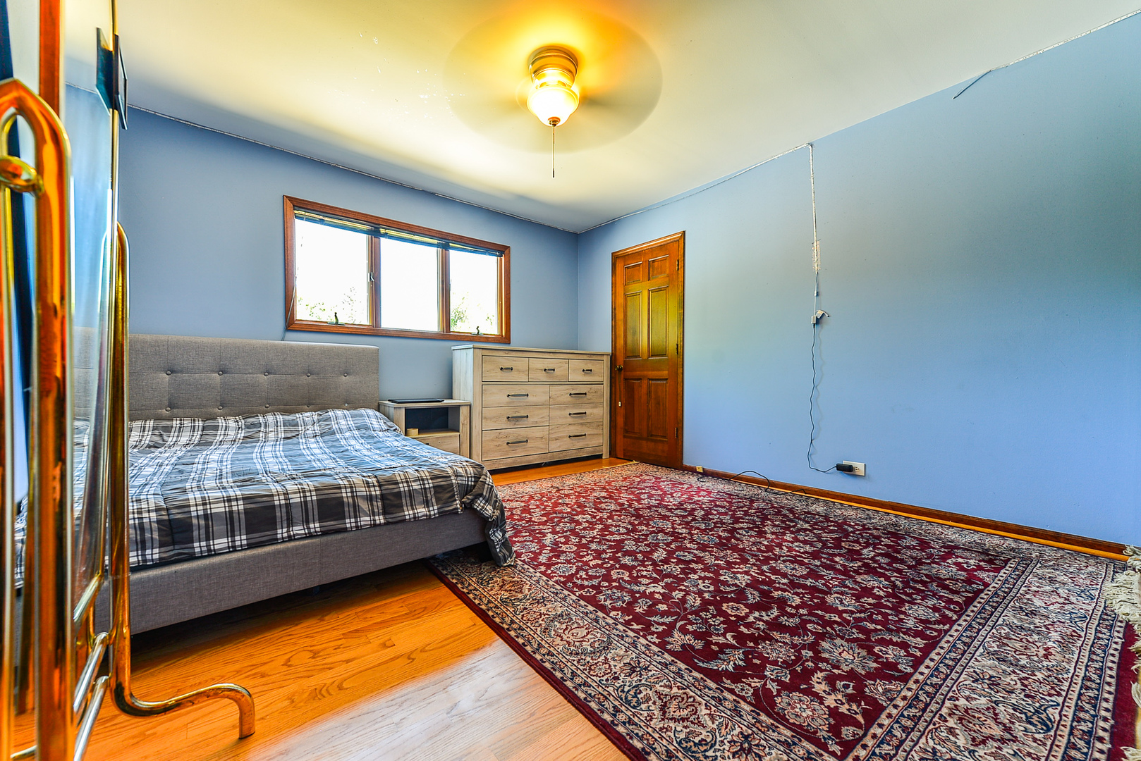 624 Riedy Road Lisle, IL 60532 - Photo 44 of 68 a bedroom with a bed and a window