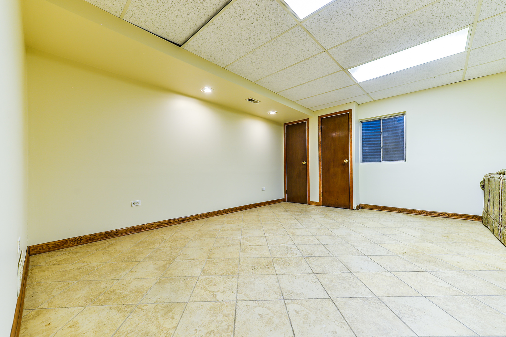 624 Riedy Road Lisle, IL 60532 - Photo 52 of 68 a view of an empty room