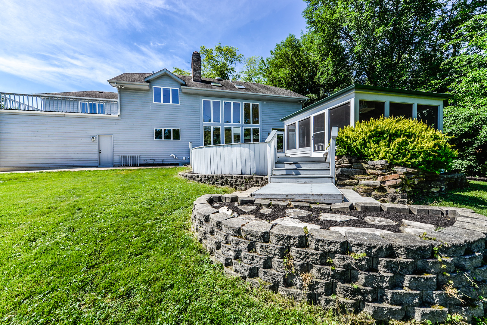 624 Riedy Road Lisle, IL 60532 - Photo 65 of 68 a house view with a garden space