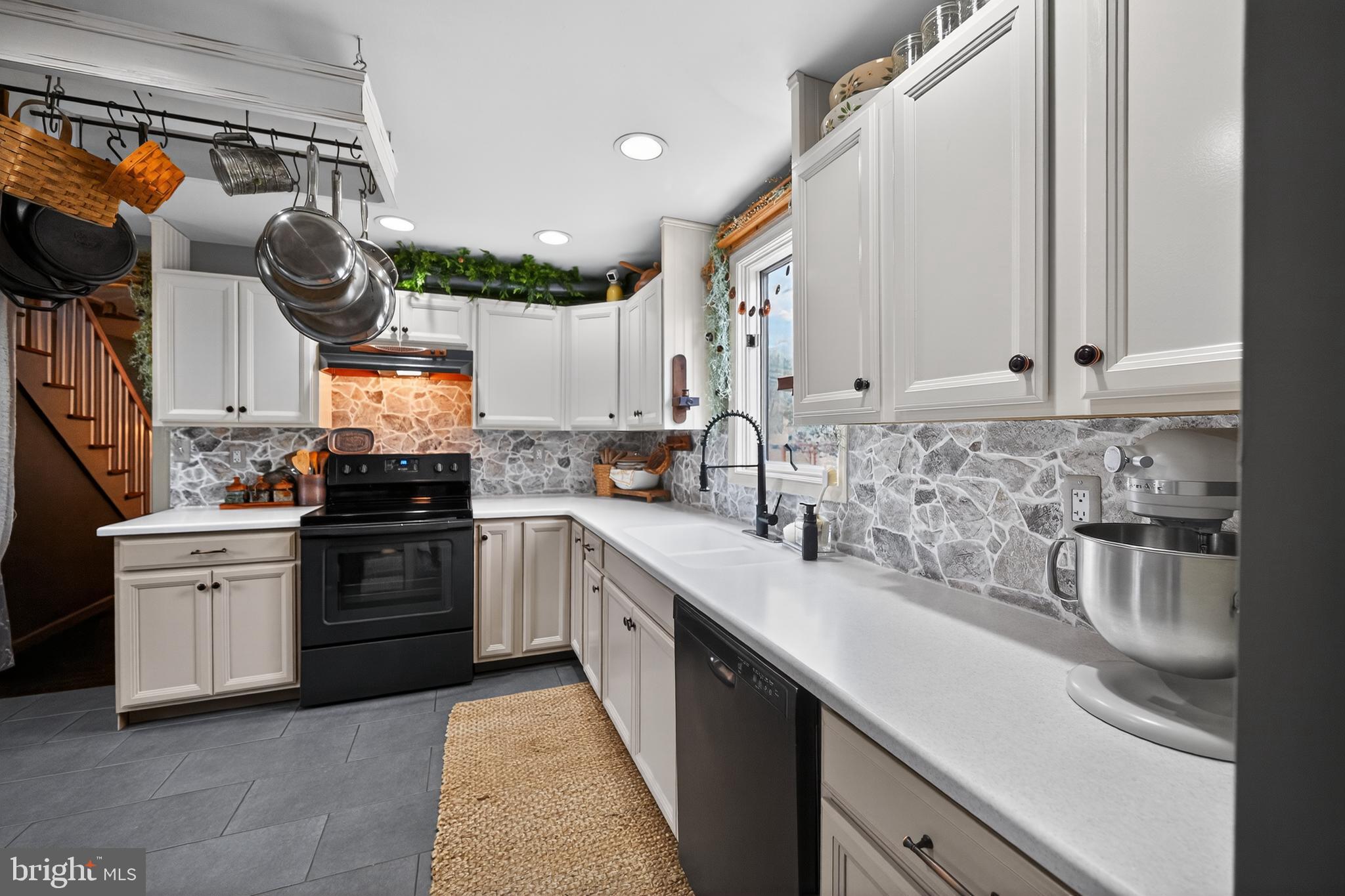 1268 Valley Road Coatesville, PA 19320 - Photo 11 of 26