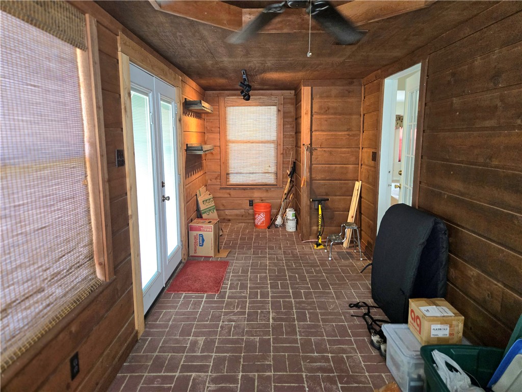 219 Ripple Creek Lane Somerville, TX 77879 - Photo 34 of 46