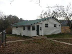 585 Poor Valley Road Rogersville, TN 37857 - Photo 6 of 24 Side view of the home