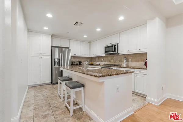 $1,295,000 | 12975 Agustin Place, Unit 333, Playa Vista, CA 90094