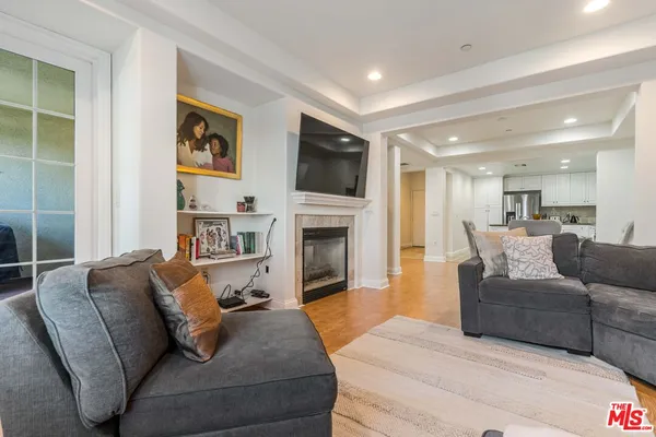 $1,295,000 | 12975 Agustin Place, Unit 333, Playa Vista, CA 90094