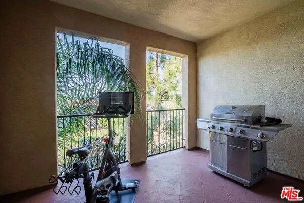 $1,295,000 | 12975 Agustin Place, Unit 333, Playa Vista, CA 90094