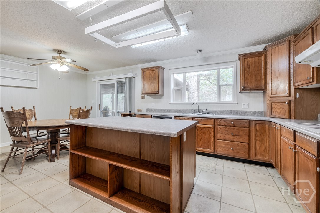 137 Bird Road Springfield, GA 31329 - Photo 9 of 46