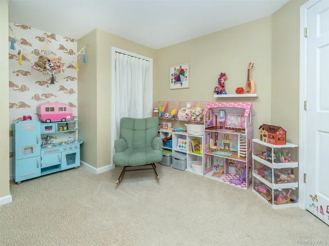 $898,000 | 16 Underhill Road, Glen Head, NY 11545