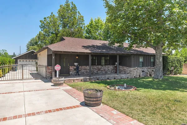 $995,000 | 10340 Independence Avenue, Chatsworth, CA 91311