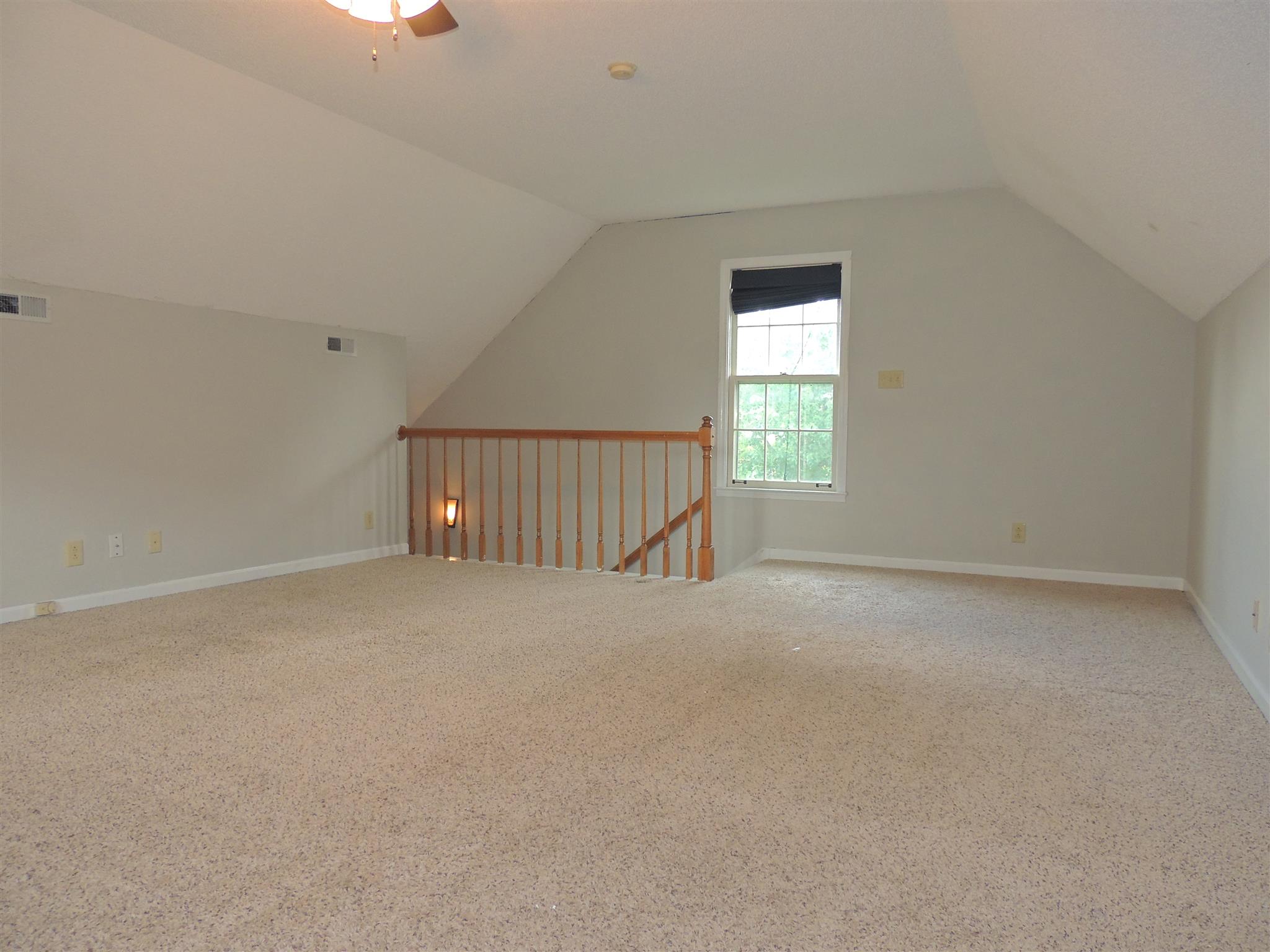 1371 Pitty Pat Road Clarksville, TN 37042 - Photo 17 of 22 Gallery Image 17