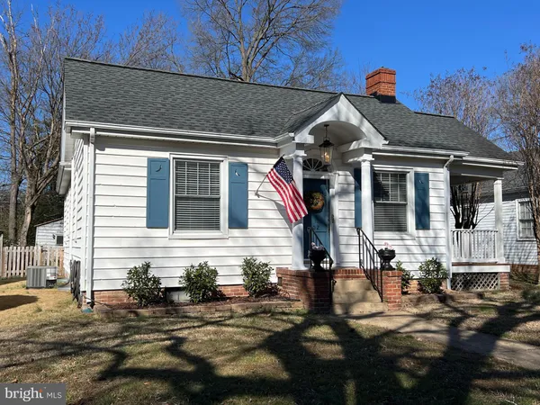 $2,500 | 1502 Greycourt Avenue, Richmond, VA 23227