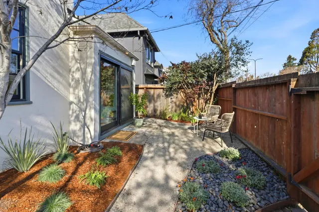 $949,000 | 1564 Sacramento Street, Berkeley, CA 94702