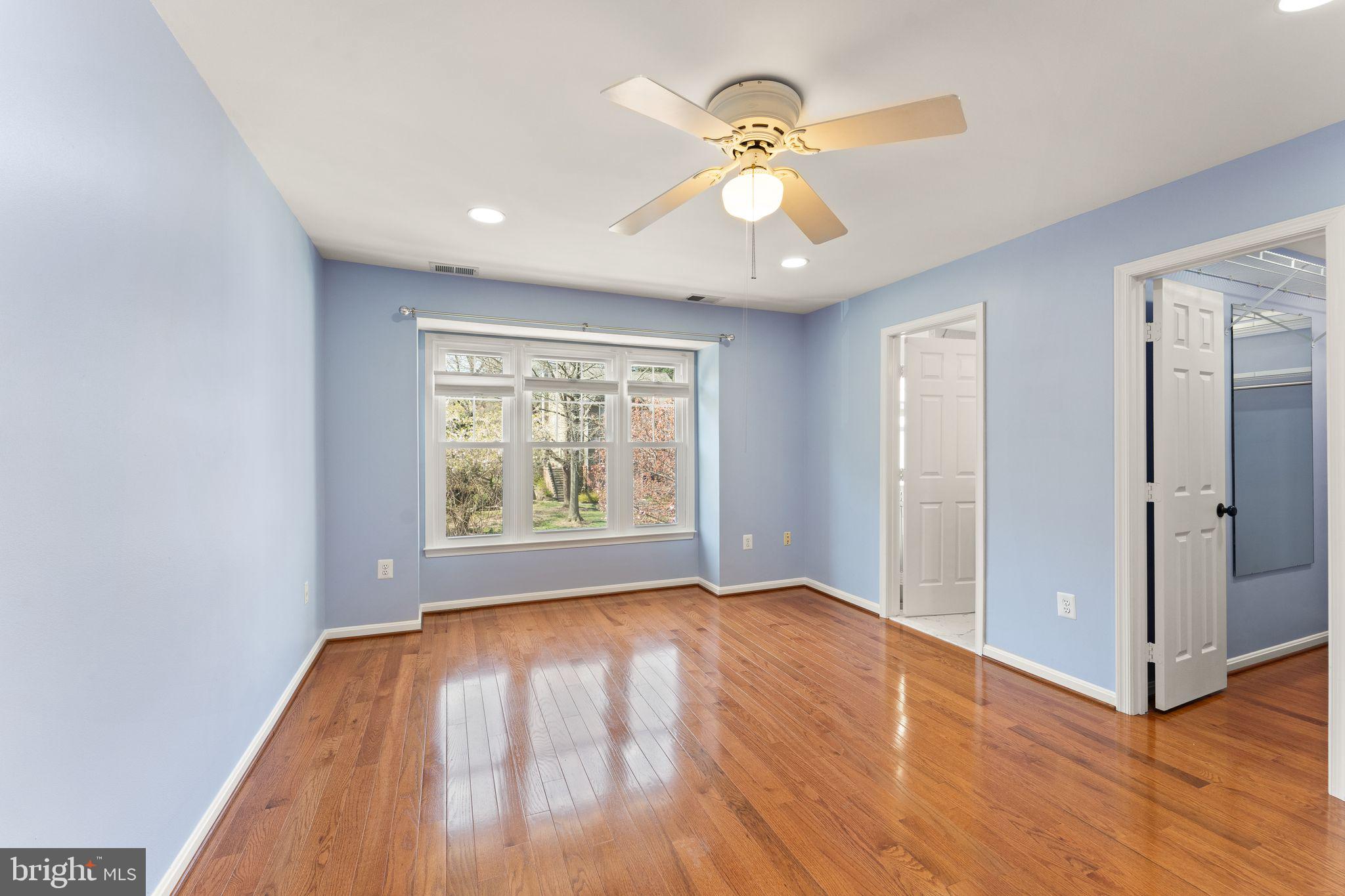 1227 Weatherstone Court Reston, VA 20194 - Photo 26 of 70 Primary Bedroom
