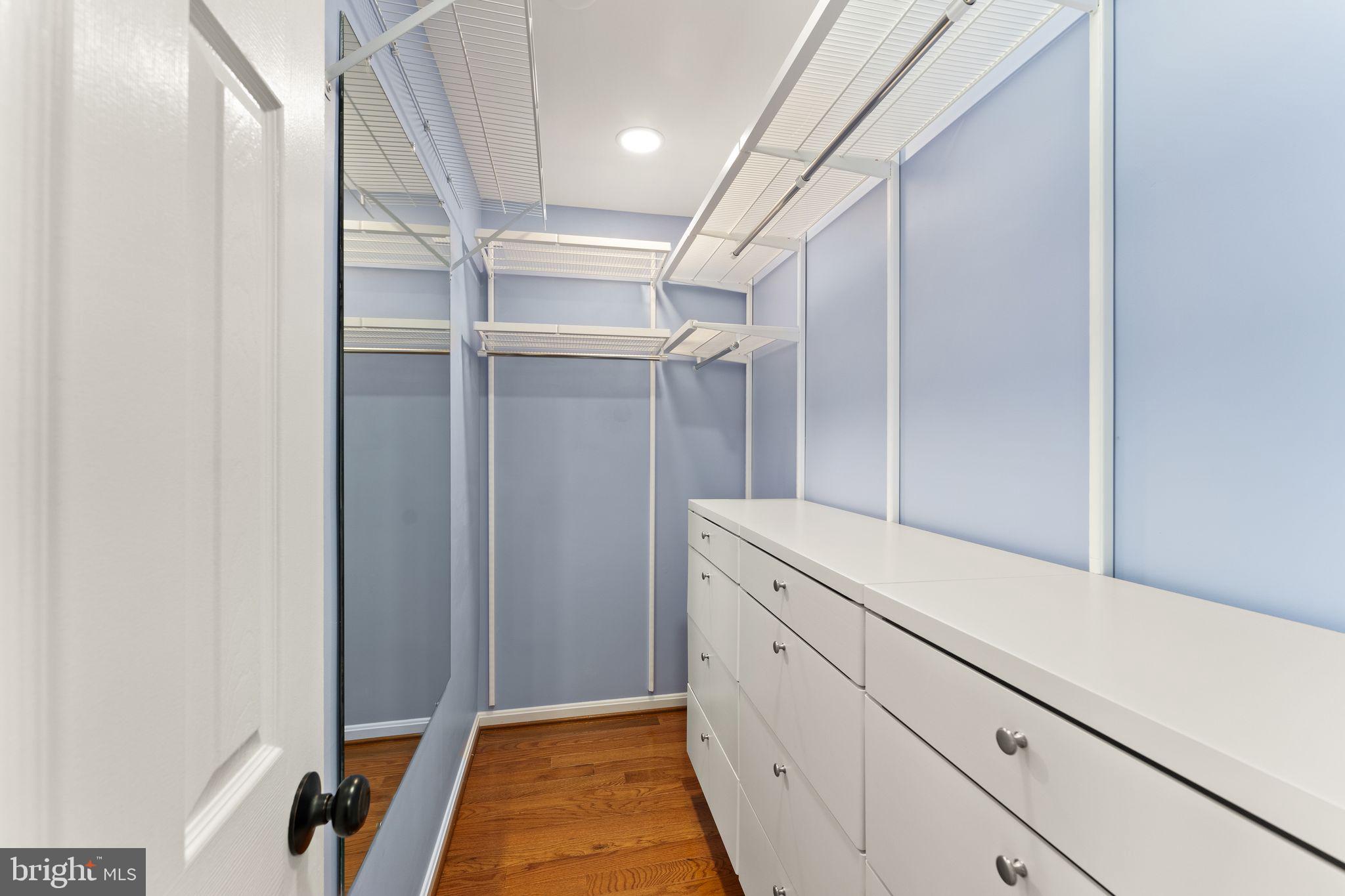 1227 Weatherstone Court Reston, VA 20194 - Photo 29 of 70 Primary Bathroom