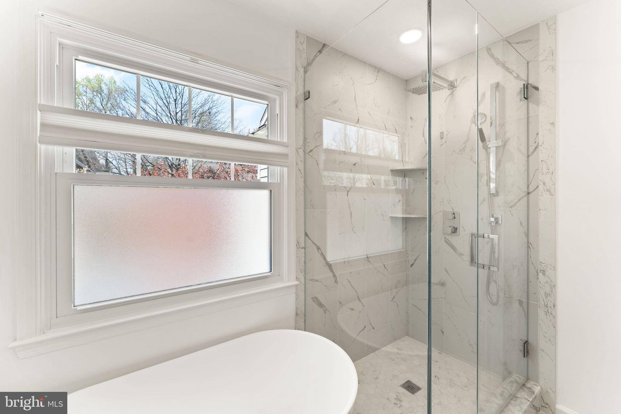 1227 Weatherstone Court Reston, VA 20194 - Photo 32 of 70 Primary Bathroom
