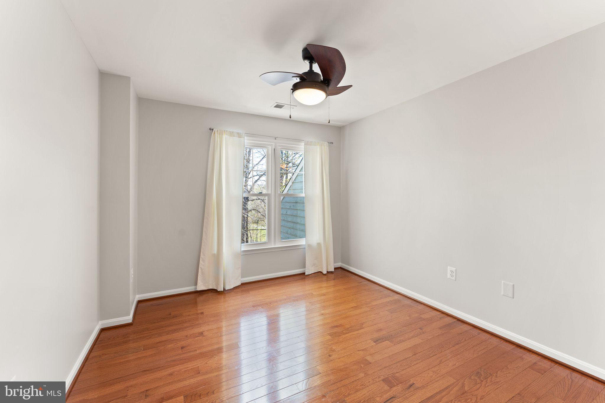 1227 Weatherstone Court Reston, VA 20194 - Photo 33 of 70 Gallery Image 33