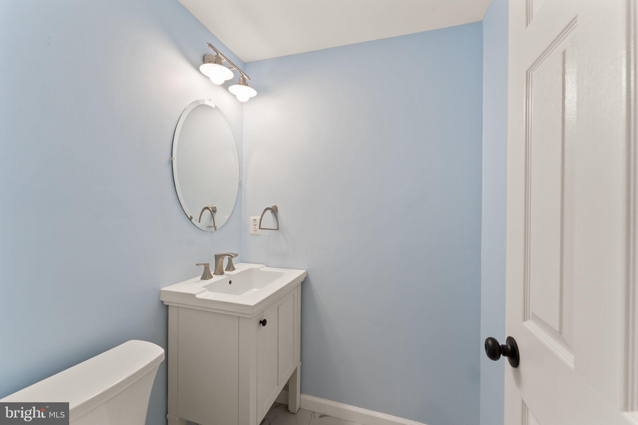 1227 Weatherstone Court Reston, VA 20194 - Photo 49 of 70 Bathroom