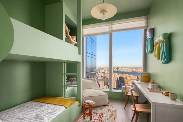 $2,970,000 | 252 South Street, Unit 76E | Two Bridges