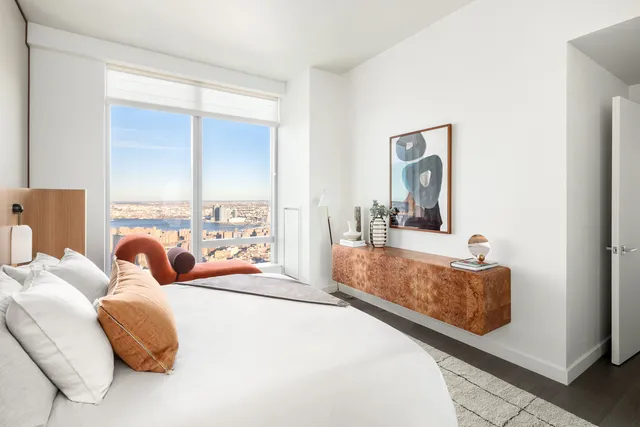 $2,970,000 | 252 South Street, Unit 76E | Two Bridges