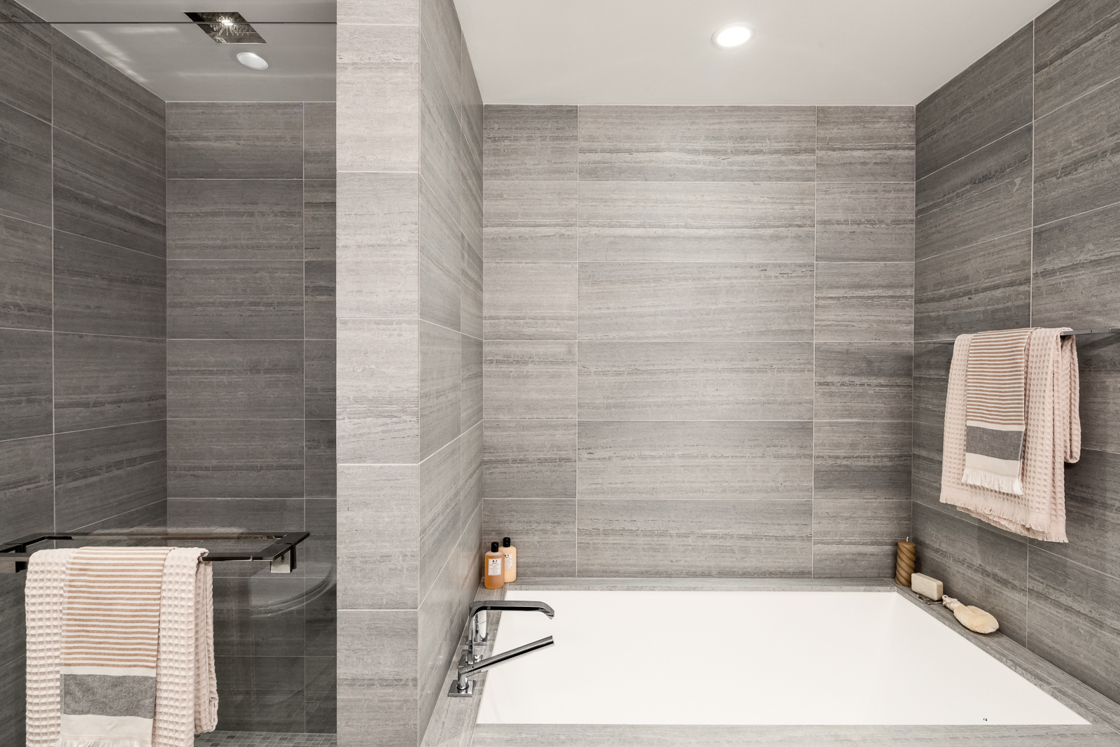 252 South Street, Unit 76E Manhattan, NY 10002 - Photo 9 of 79