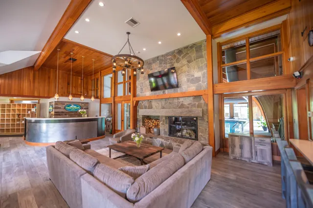 $799,000 | 43 C Dover Springs Lane, West Dover, VT 05356