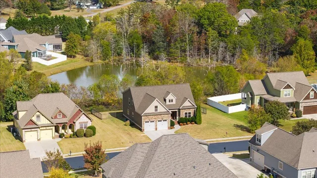 $515,000 | 8859 Seven Lakes Drive, Ooltewah, TN 37363