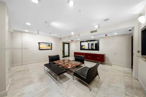 $865,000 | 10 Aragon Avenue, Unit 1417, Coral Gables, FL 33134
