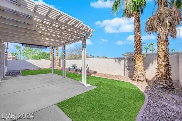 $2,400 | 3014 Paseo Hills Way, Henderson, NV 89052