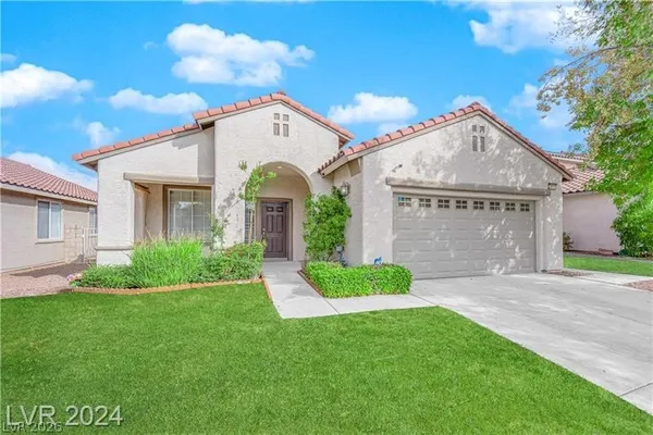 $2,400 | 3014 Paseo Hills Way, Henderson, NV 89052