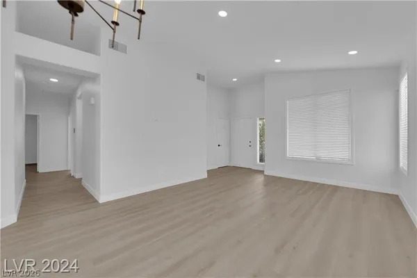 $2,400 | 3014 Paseo Hills Way, Henderson, NV 89052