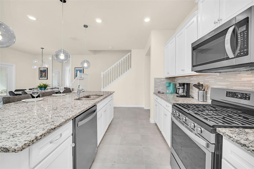 7487 Oakmoss Loop Davenport, FL 33837 - Photo 10 of 65