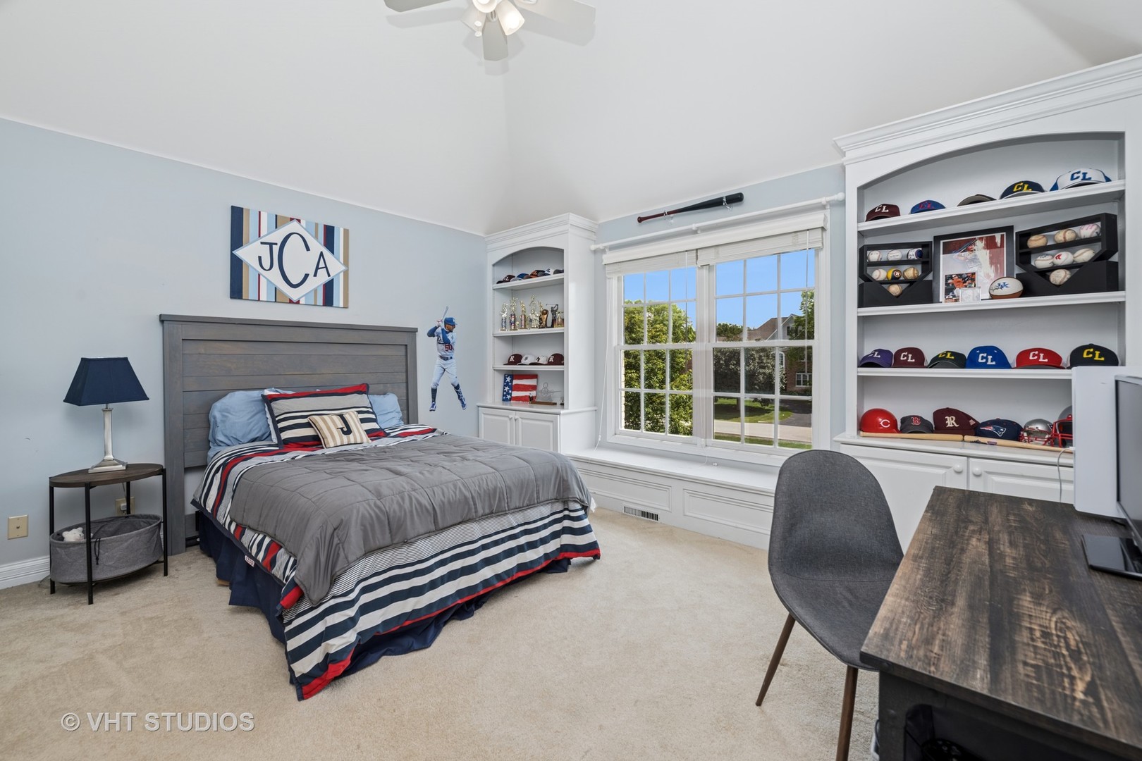 5609 Farmbrook Lane Crystal Lake, IL 60014 - Photo 18 of 35 a bedroom with a bed and a large window