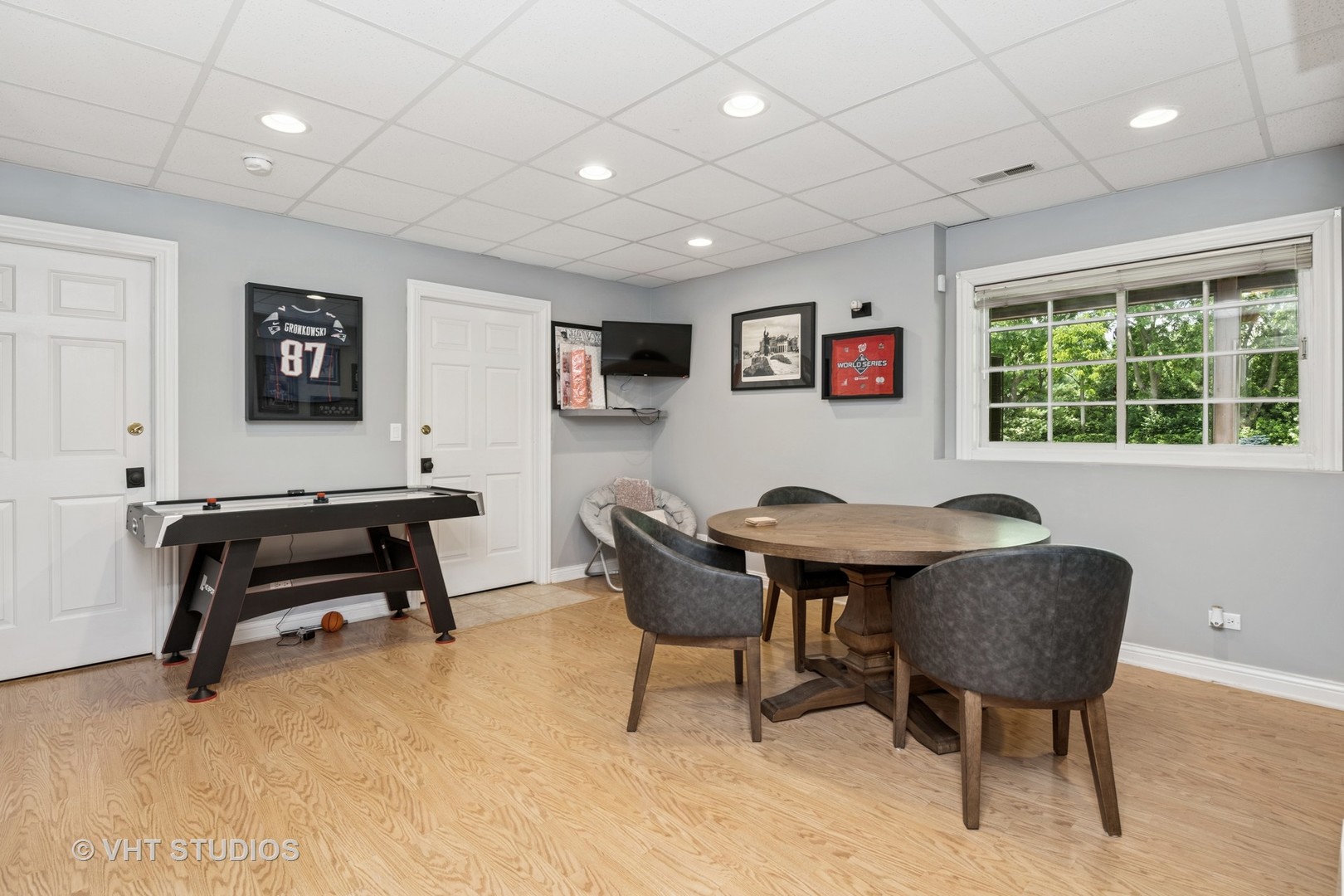 5609 Farmbrook Lane Crystal Lake, IL 60014 - Photo 27 of 35