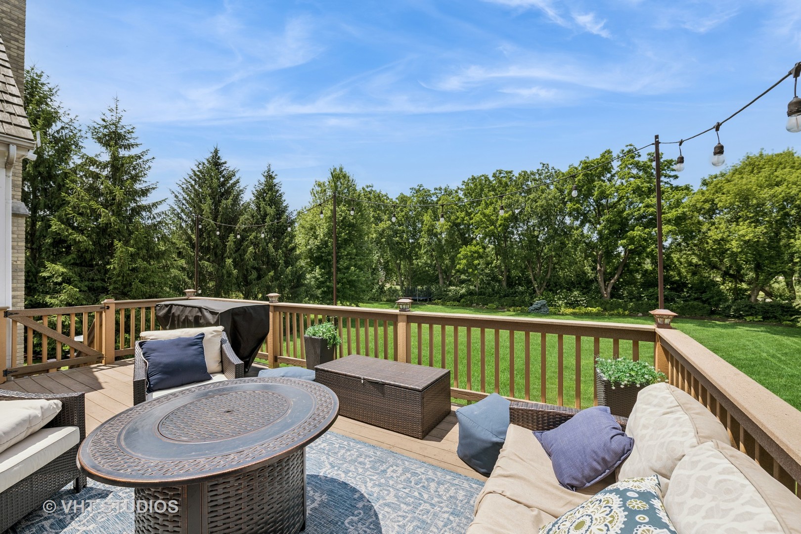 5609 Farmbrook Lane Crystal Lake, IL 60014 - Photo 29 of 35 a view of a balcony with furniture