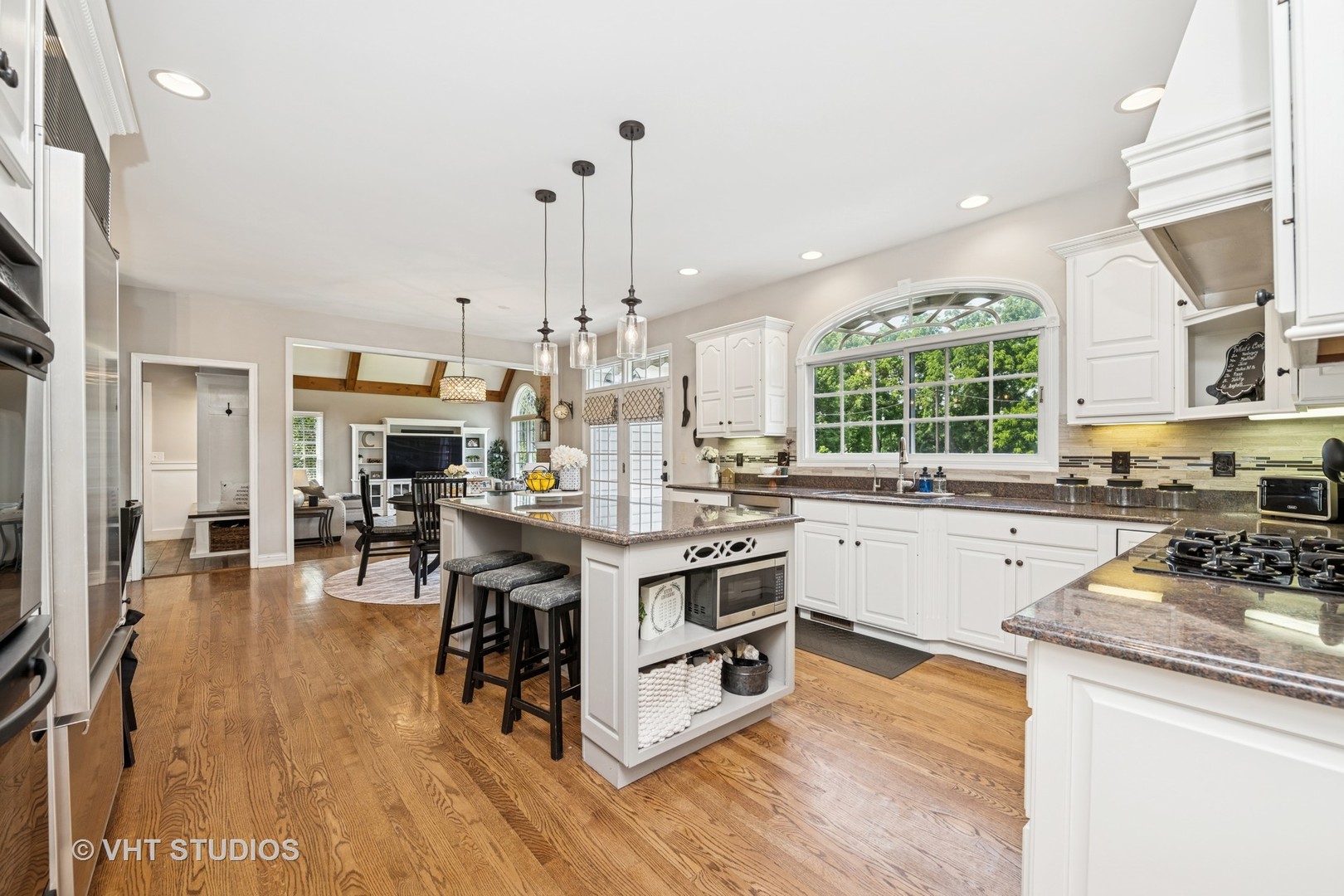 5609 Farmbrook Lane Crystal Lake, IL 60014 - Photo 7 of 35