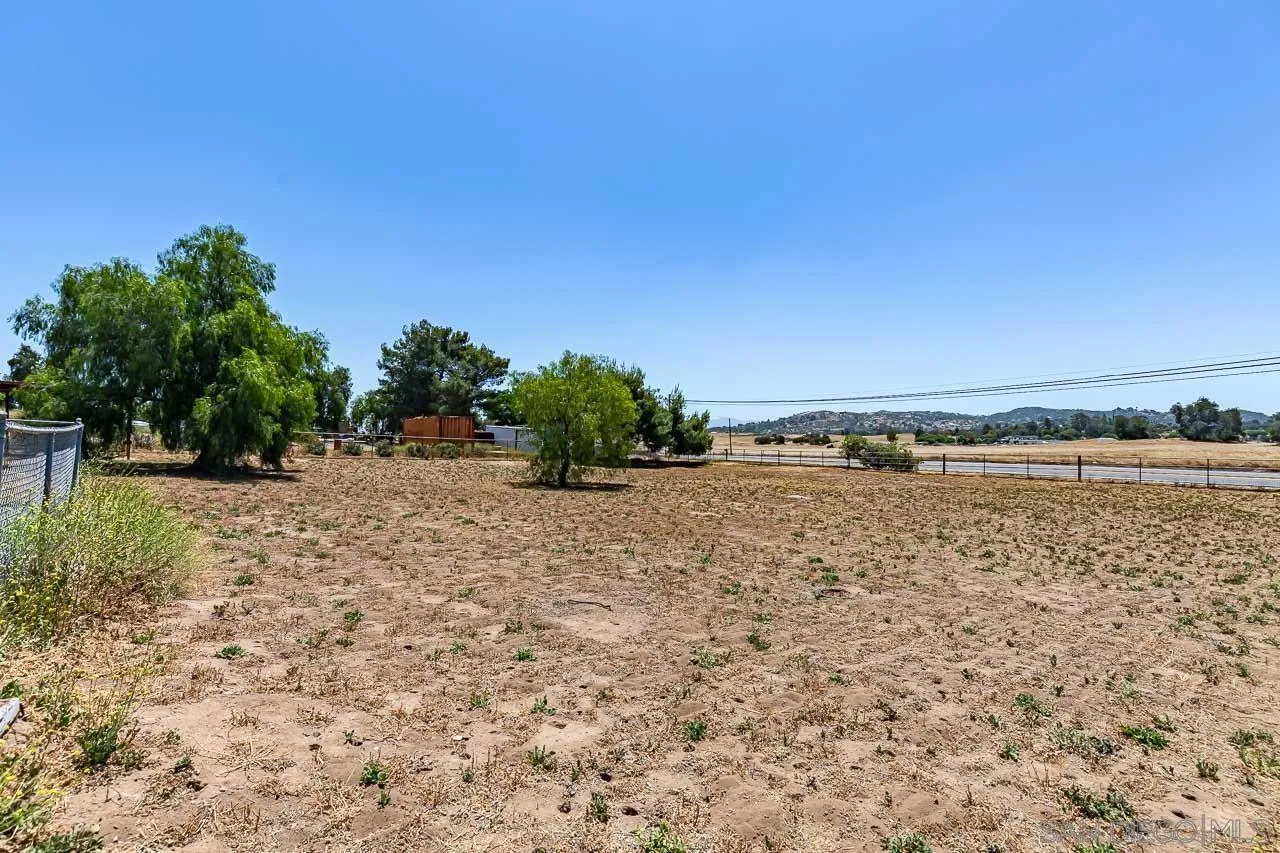 18940 Highland Valley Road Ramona, CA 92065 - Photo 2 of 31 Gallery Image 2