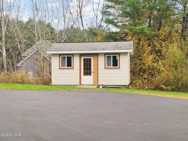 $625,000 | 30 Dick Lynch Road, Stillwater, NY 12170