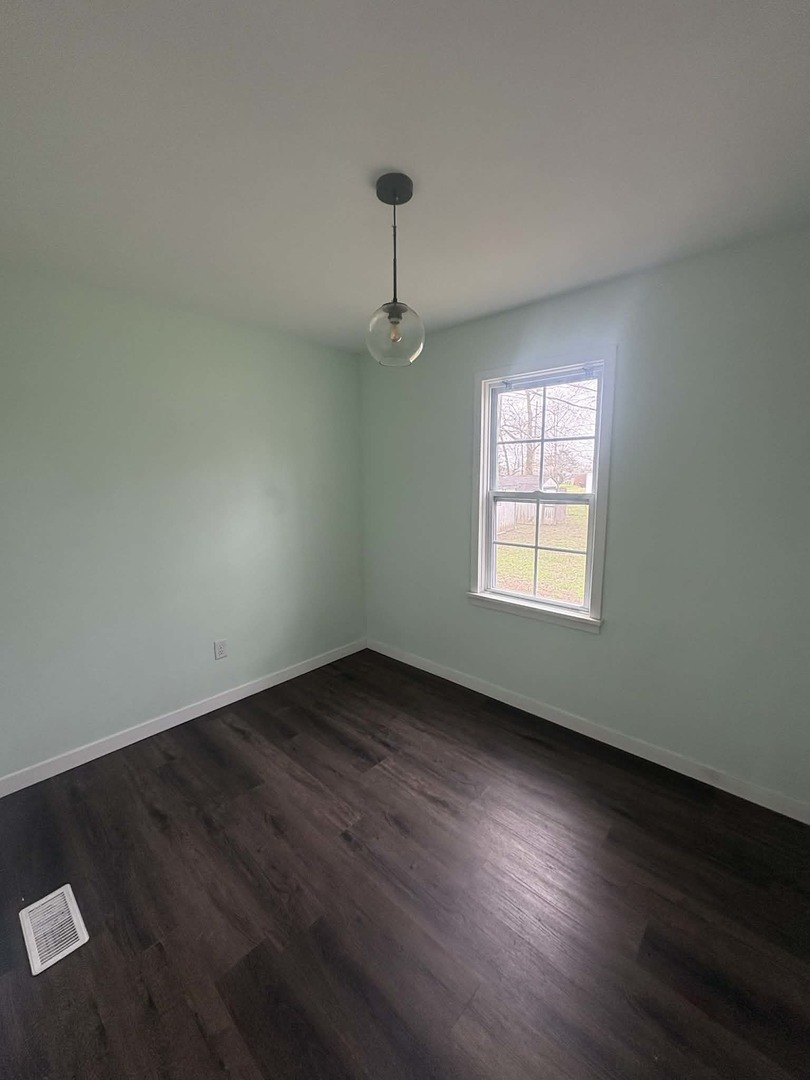 818 South Church Street Carmi, IL 62821 - Photo 17 of 21