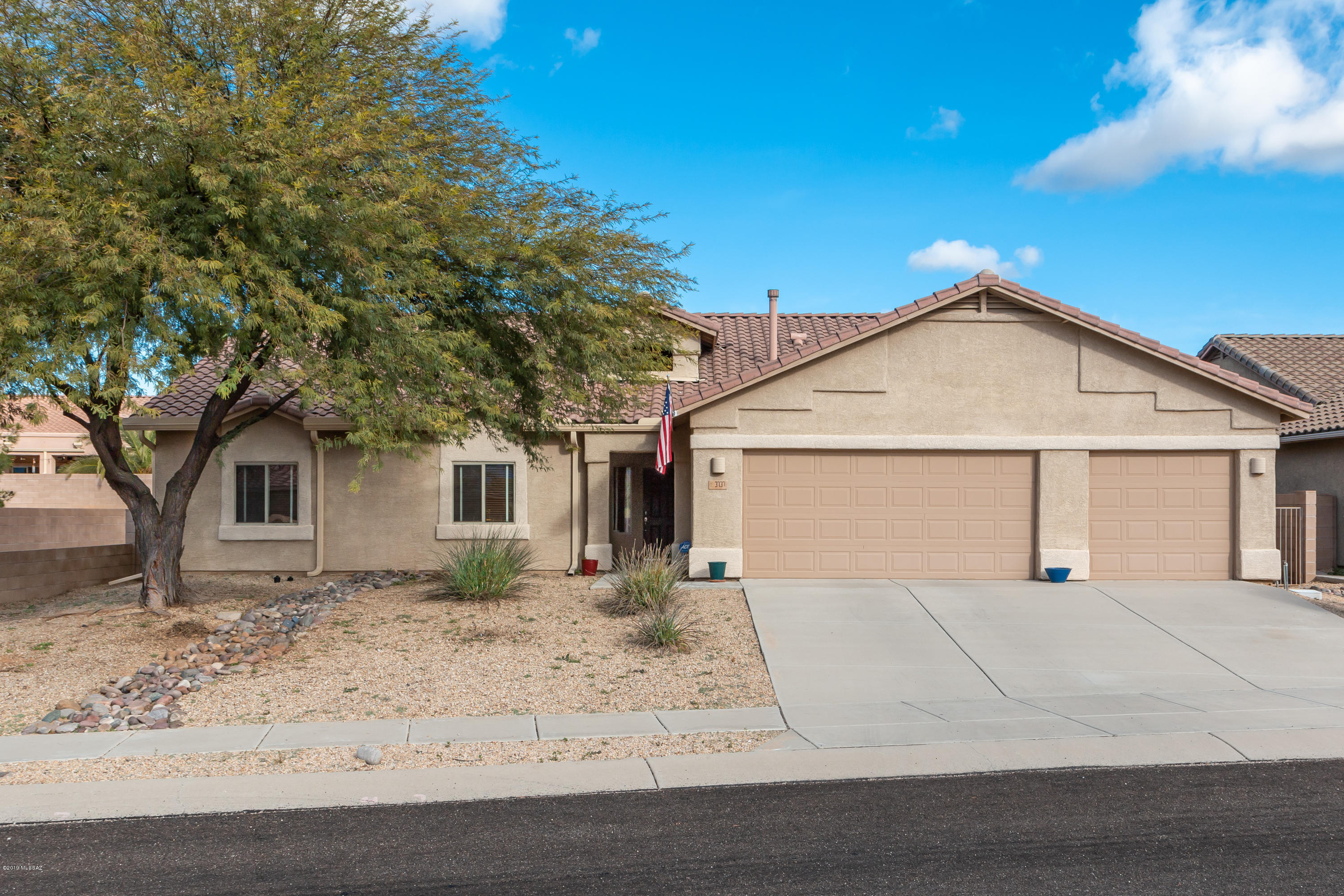 3737 East Northern Dancer Road Tucson, AZ 85739 - Photo 1 of 36