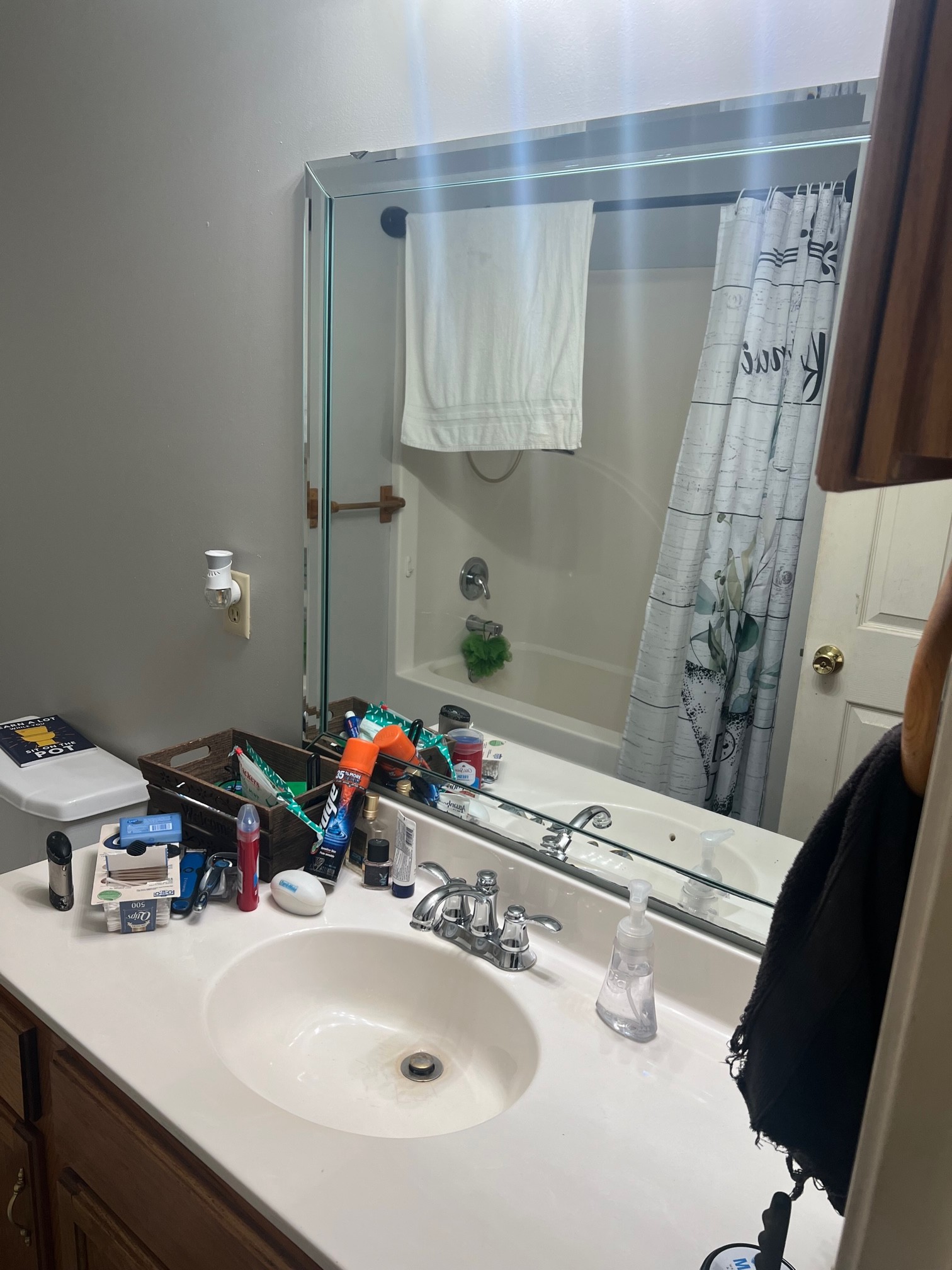 545 Austin Bottom Road Baxter, TN 38544 - Photo 18 of 24 a bathroom with a sink and a mirror