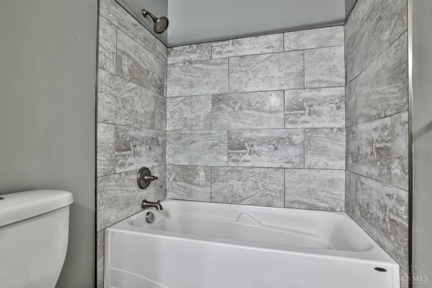 5664 Rapid Run Road, Unit 8 Cincinnati, OH 45238 - Photo 23 of 40 Gallery Image 23