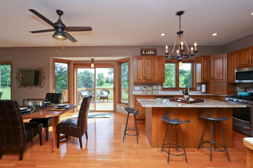 4147 Raspberry Ridge Road Northeast Prior Lake, MN 55372 - Photo 3 of 38 Gallery Image 3