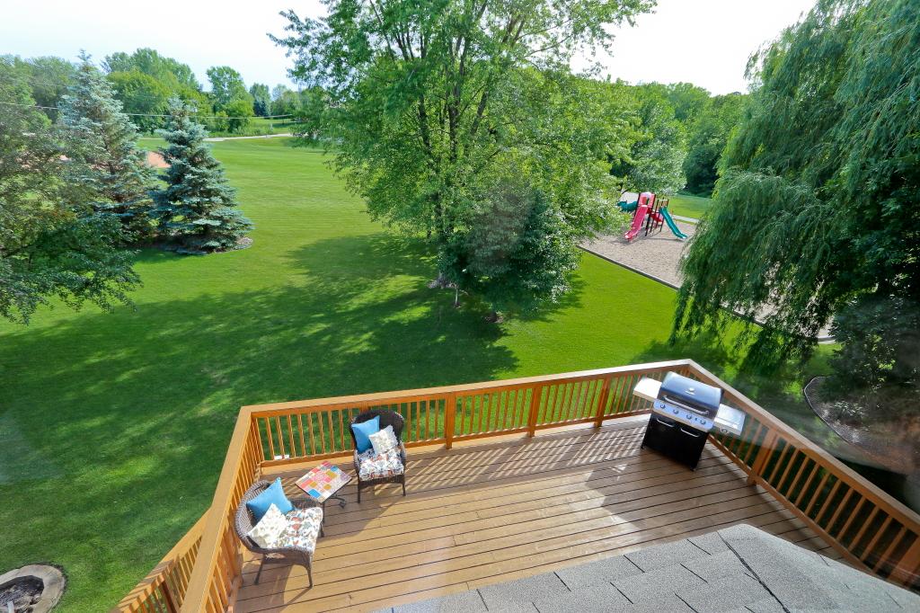 4147 Raspberry Ridge Road Northeast Prior Lake, MN 55372 - Photo 4 of 38 Gallery Image 4