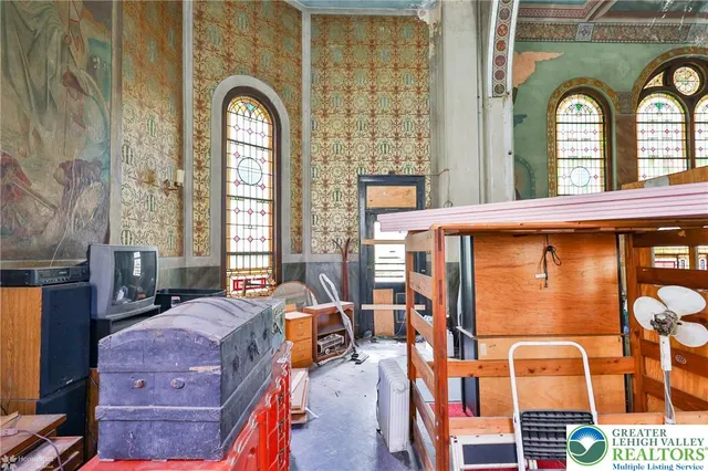 $350,000 | 1521 East 6th Street, Bethlehem, PA 18015