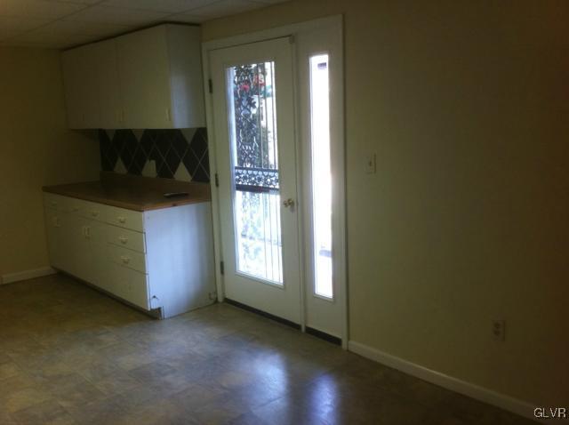 2362 Neffs Laurys Road Slatington, PA 18080 - Photo 5 of 25 Gallery Image 5