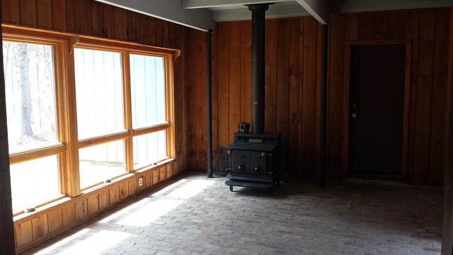 631 East Park Road Oregon, IL 61061 - Photo 3 of 17 a view of room with furniture and a window