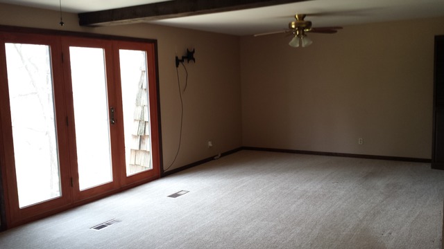 631 East Park Road Oregon, IL 61061 - Photo 7 of 17 a view of empty room with windows